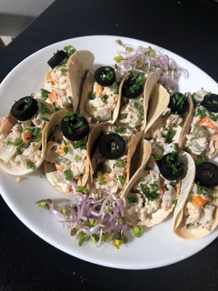 Una foto de Tortitas de maíz con surimi y atún