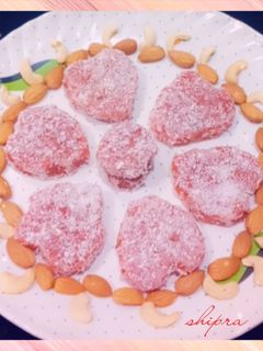 गाजर की जेली मिठाई (gajar ki jelly mithai recipe in Hindi) रेसिपी मुख्य फोटो