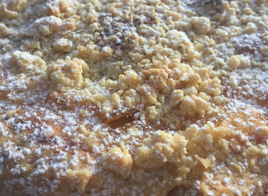 Foto di Crostata semplice alla marmellata di albicocca