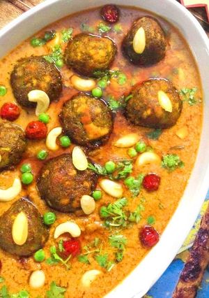 A picture of Palak Paneer Kofta Curry.