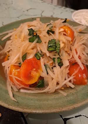 รูปของ ส้มตำหัวไชเท้า