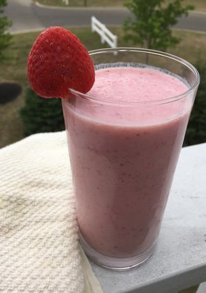 A picture of Strawberry milkshake.
