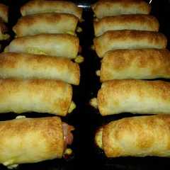 Una foto de Rollitos de pancho