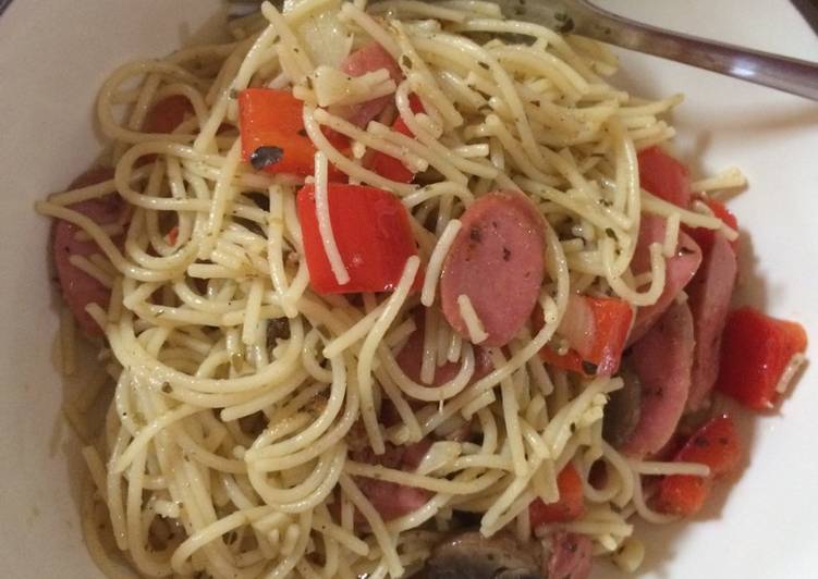 Bagaimana Menyiapkan Spaghetti Pesto Aglio Olio yang Lezat Sekali