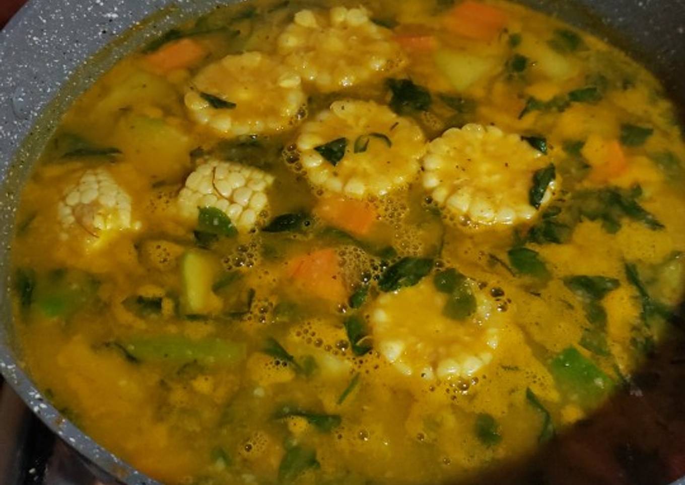 Sopa de chipilin con verduras 😋