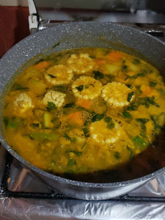 Una foto de Sopa de chipilin con verduras 😋
