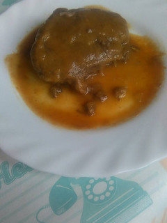 Una foto de Carrilladas con salsa de vino tinto
