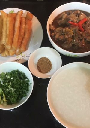 Hình của món Cháo ếch Singapo.