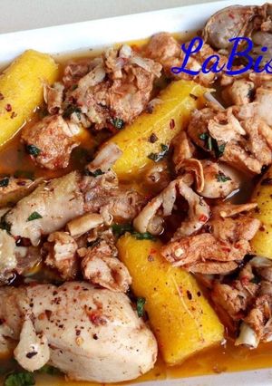 A picture of Chicken peppersoup with plantain.