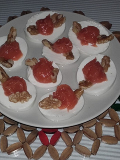Una foto de Queso fresco con carne membrillo casera