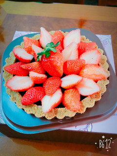 草莓巧克力塔(免烤) 的食譜成品照片