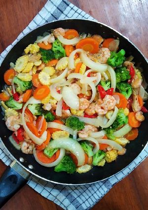 Foto resep Tumis Udang & Sayuran