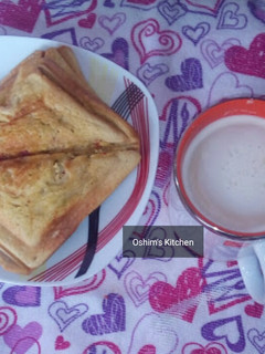 A picture of French Toast.