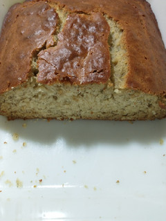 A picture of Easy Banana-nut bread.