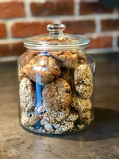 Una foto de Galletas De Avena Con Pasas y miel