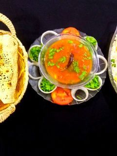 સ્ટીમ રાઈસ વીથ રસમ(steam rice with rasam in Gujarati) રેસીપી મુખ્ય ફોટો