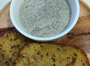 Gambar Mushroom Soup & Garlic Bread