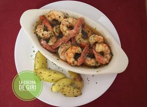 Foto principal de Camarones al Ajillo & Papas salteadas