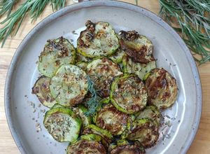Une photo de 🌿Courgettes Grillées au Zaatar