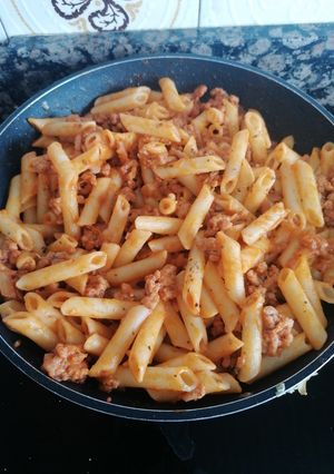 Una foto de Macarrones boloñesa