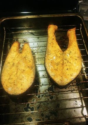 A picture of Lemon ol' bay salmon steak.