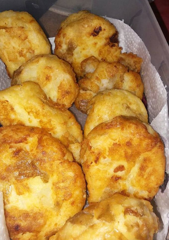 Una foto de Tortitas de papa y nata