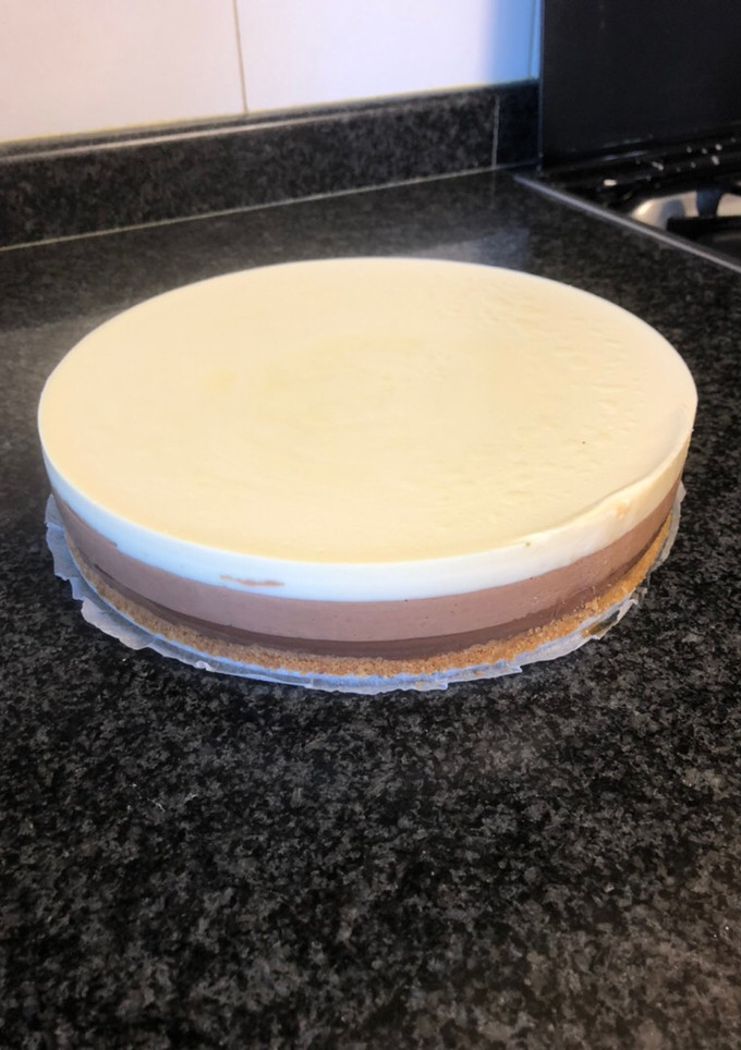 Una foto de Tarta tres chocolates (Mambo/Thermomix)
