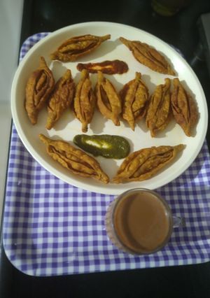 A picture of #Karela puri.