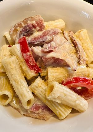 A picture of Creamy Rigatoni with Bacon 🥓.