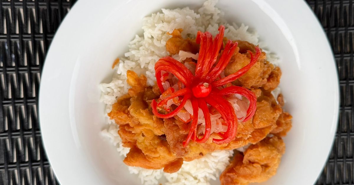 Ayam Geprek Salted Egg Sambal Matah