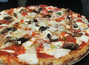 Una foto de Pizza /versión keto 🍕