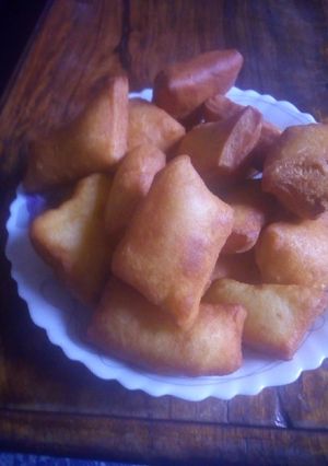 A picture of Maandazi.