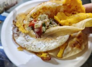 Una foto de Desayuno de Tortilla con Huevo y Pico de Gallo