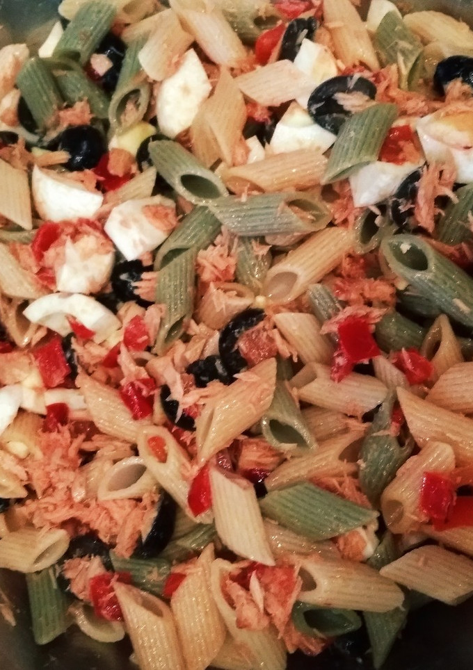 Una foto de Ensalada de pasta fría