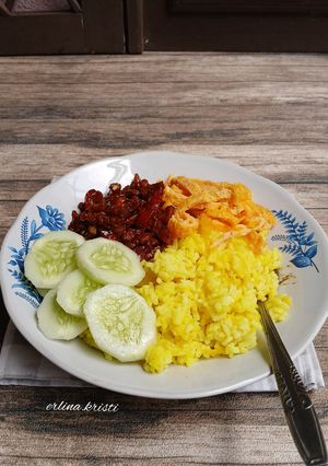 Foto resep Nasi Kuning Sederhana (Rice Cooker)