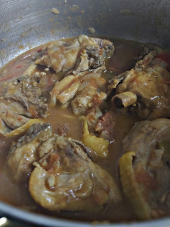 Una foto de Pollo al chilindrón 🍗