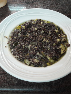 Una foto de 🇮🇹“Risotto” de quinoa negra vegano