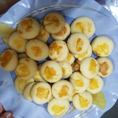 A picture of Naan khatai.