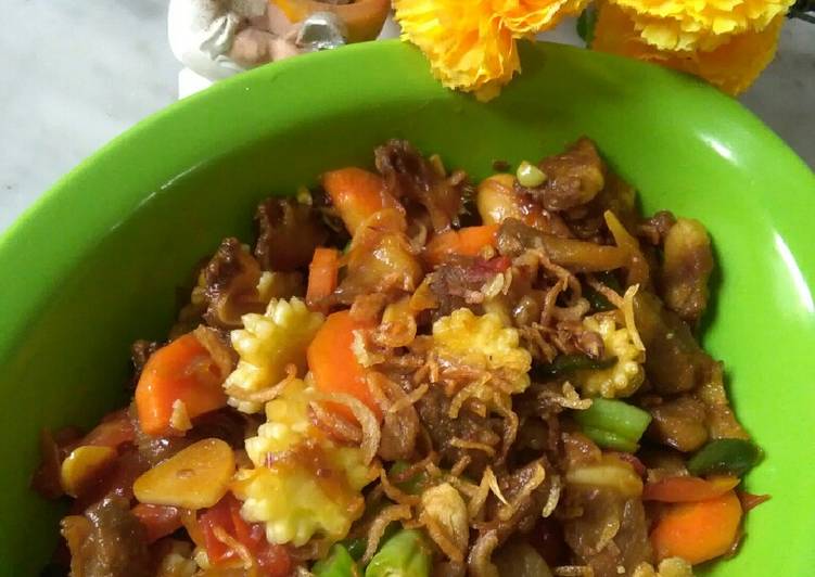 Cingur dan Sayur Saos Tiram