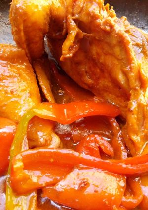 A picture of Honey peppered chicken.