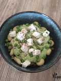 Gnocchi au yaourt, petits pois et feta