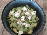 Gnocchi au yaourt, petits pois et feta