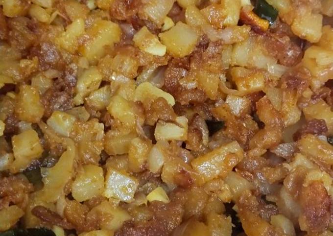 உருளைக்கிழங்கு பொரியல்(potato fry recipe in tamil) இவருடைய ரெசிபி