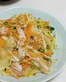 Gà bóp rau củ không cay