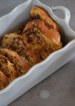 Une photo de Pain/brioche perdu
