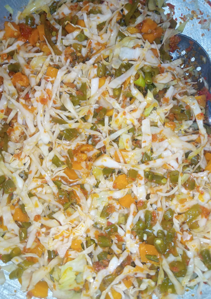A picture of Simple Cabbage Sources.