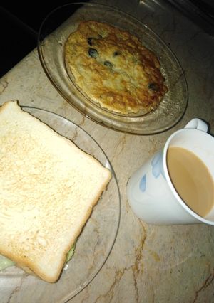 A picture of Anda toast aur chaey 😍.
