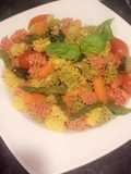 Pasta de Quinoa salteada de espárragos