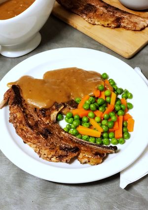 Foto resep Lamb Chops with Simple Gravy