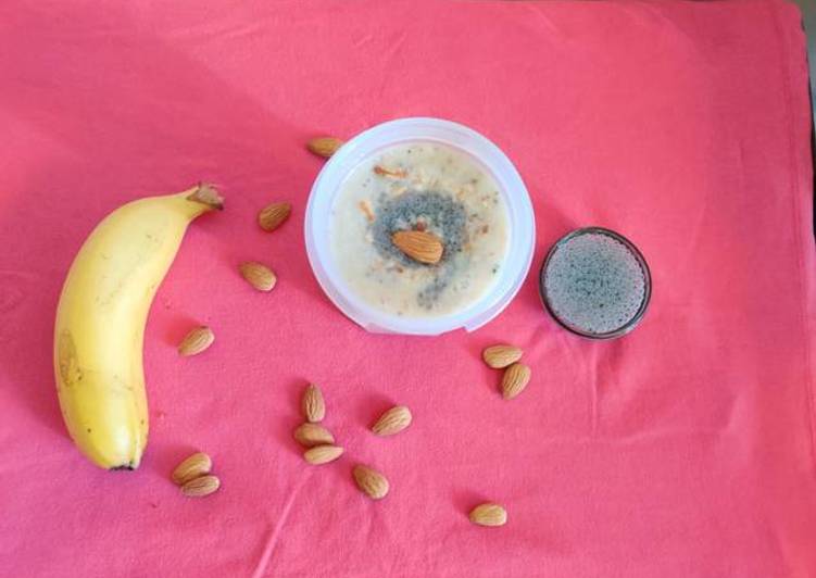 Simple Way to Make Quick Banana Almond Smoothie